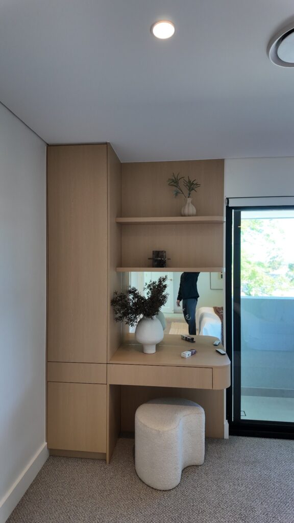 Davis Pl Glenheven 10